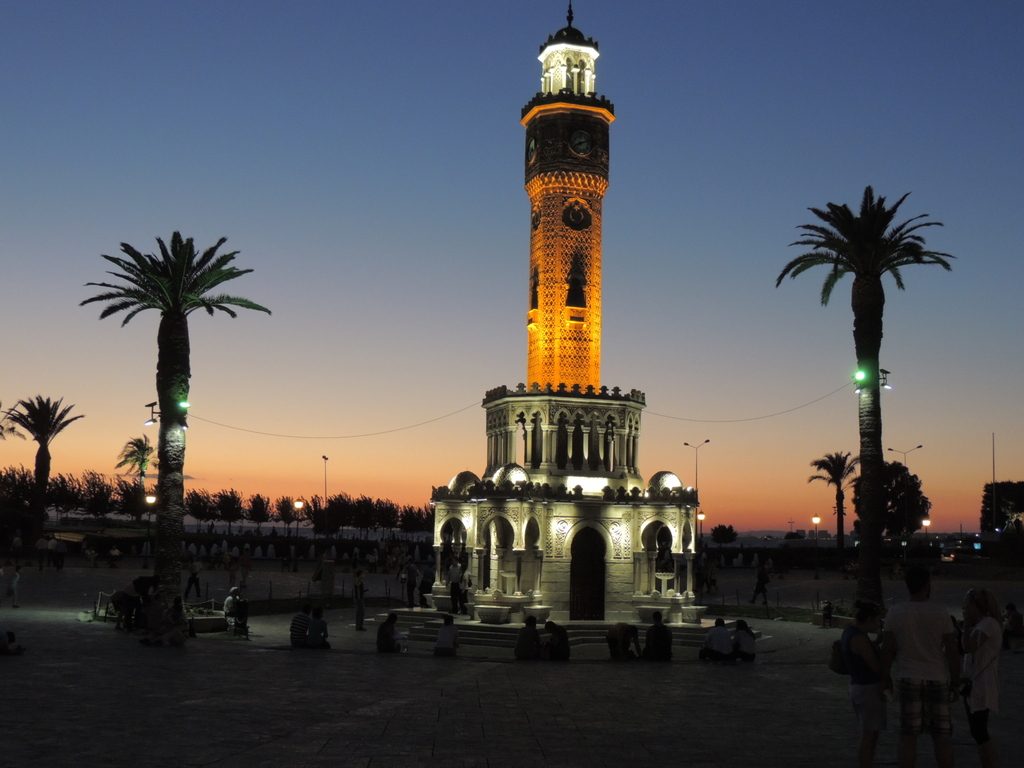 Izmir Car Rental and Travel Guide